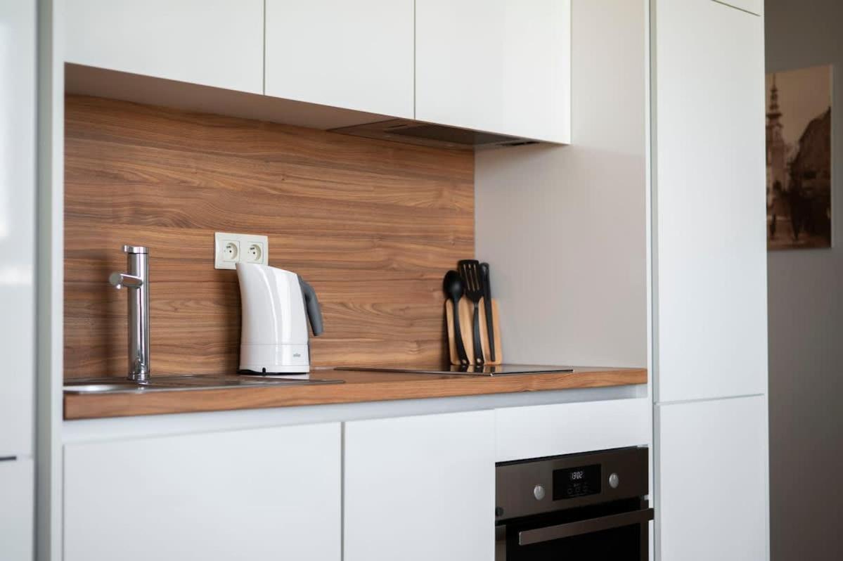 Luxury 1Bdrm On The 28Th Floor Apartment Bratislava Exterior photo